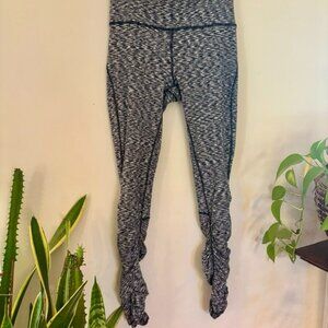 Lululemon Ready To Rulu Tight 28" – Size 8 Spaced Out Space Dye Black White